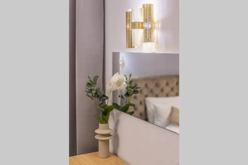 Vivi Trevi Luxury Suites Apartment *